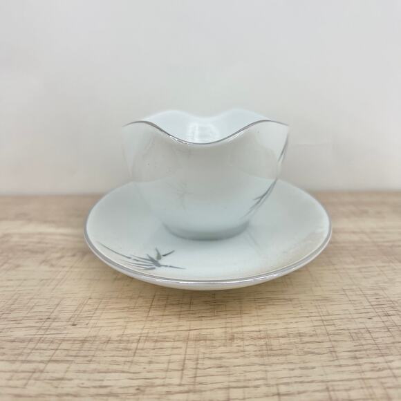 Noritake VINTAGE 1950s Japanese Porcelain Gravy Boat Handpainted Bamboo 2133 B09 - Picture 2 of 9